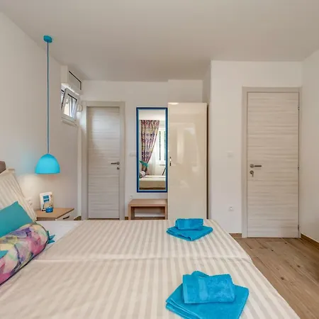 Coloured Affittacamere