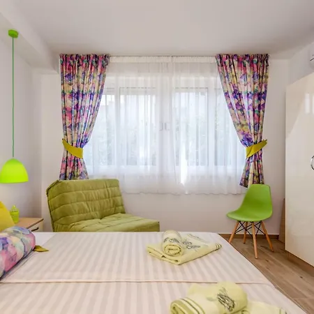 Casa de hóspedes Coloured Split