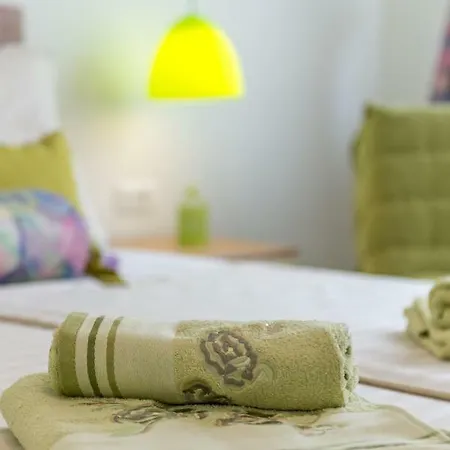 Coloured Affittacamere