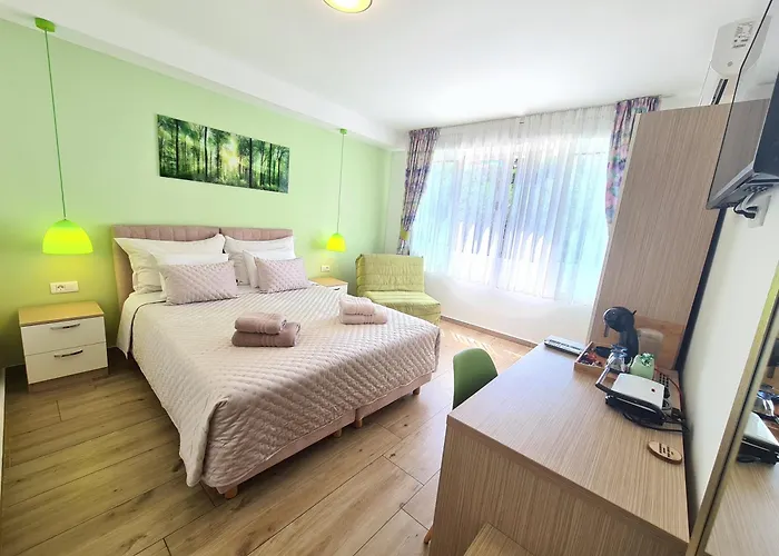 Coloured Guest house 3*