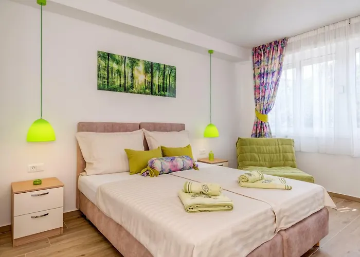 Coloured Guest house Split