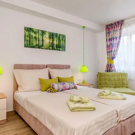 Coloured Guest house Split