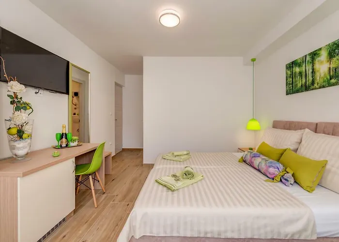 Coloured Guest house Split